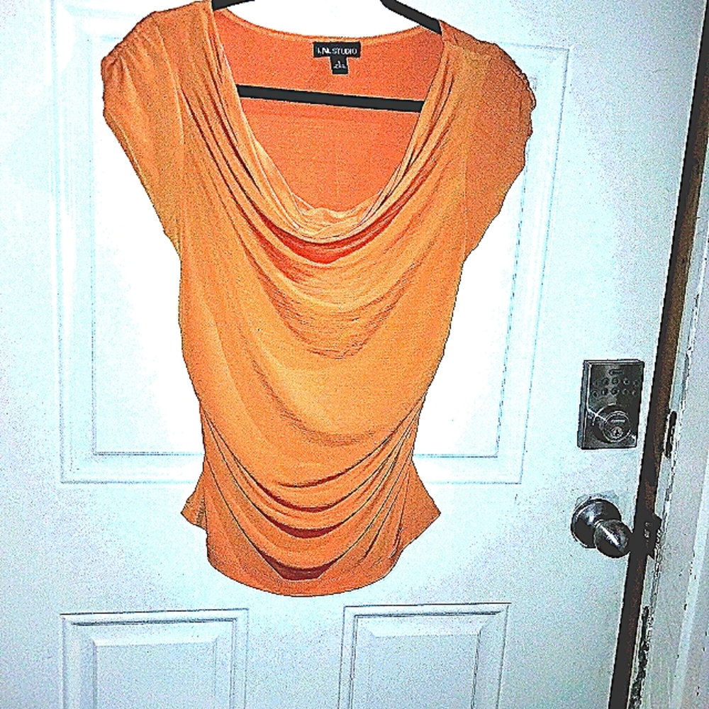 Pumpkin colored top